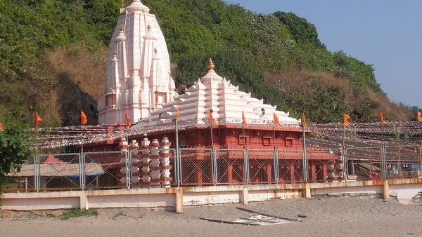Scenic view of Ganpatipule beach Scenic view of Ganpatipule beach