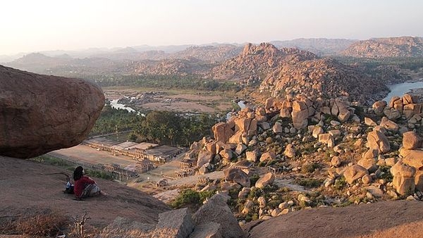 Scenic view of Hippie Island