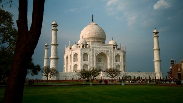 Exploring the Taj Mahals Instagram Fame