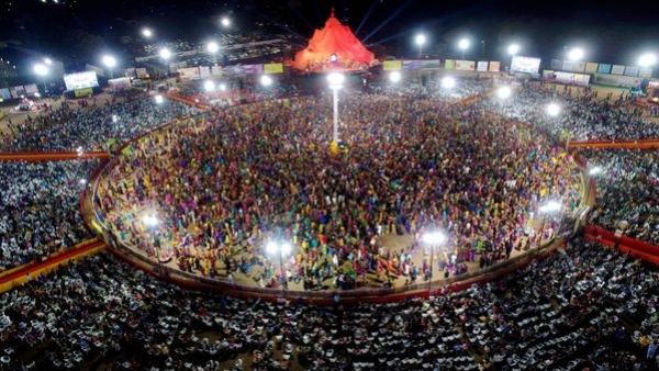 A vibrant scene encapsulating the fervor of Gujarat during the Navratri Celebration A vibrant scene encapsulating the fervor of Gujarat during the Navratri Celebration