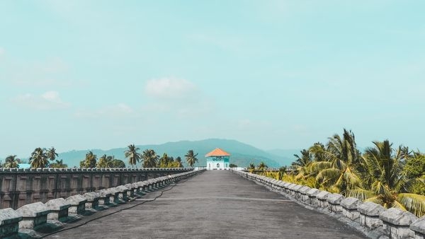 Alt: A panoramic view of a spectacular beach in the Andaman Islands Alt: A panoramic view of a spectacular beach in the Andaman Islands