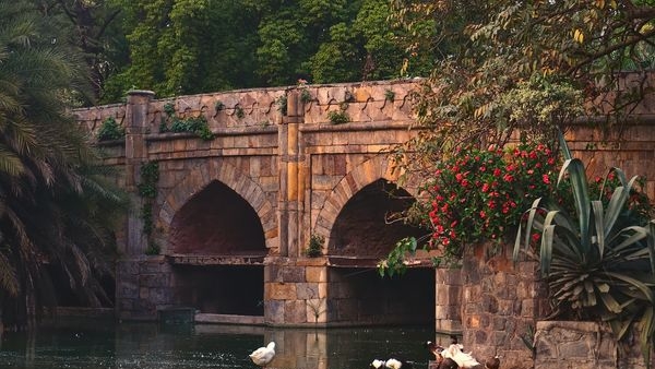 Couple enjoying tranquillity at Lodhi Gardens