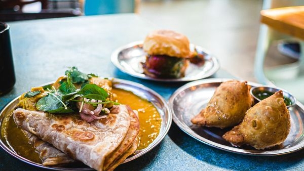 Image of local Indian street food stall serving authentic Indian cuisines