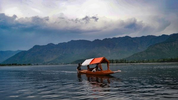 Image of various romantic spots in Jammu and Kashmir Image of various romantic spots in Jammu and Kashmir