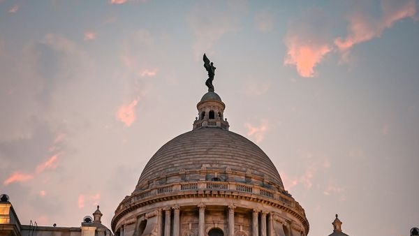 Image showcasing the architectural magnificence of Victoria Memorial Image showcasing the architectural magnificence of Victoria Memorial