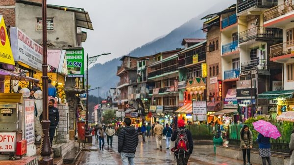 Snow capped mountains of Manali adorned with decorative lights during Diwali Snow capped mountains of Manali adorned with decorative lights during Diwali