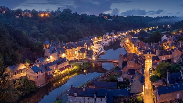 Solo traveler reveling in the impeccable beauty of France Solo traveler reveling in the impeccable beauty of France