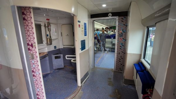 New Features of Vande Bharat Trains New Features of Vande Bharat Trains