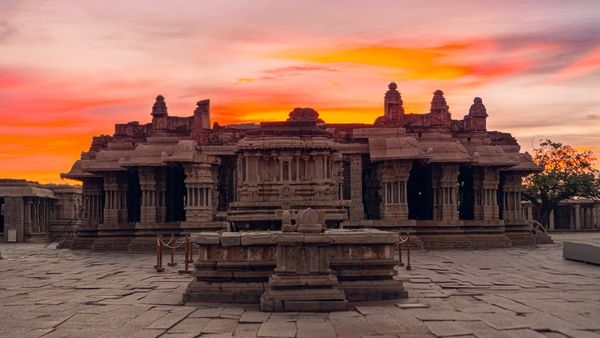 Wide panorama of famous historical monuments of India