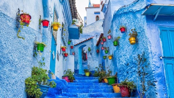 A morning stroll through the azure labyrinth of Chefchaouen