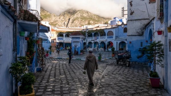 A scenic view of snow-adorned Chefchaouen