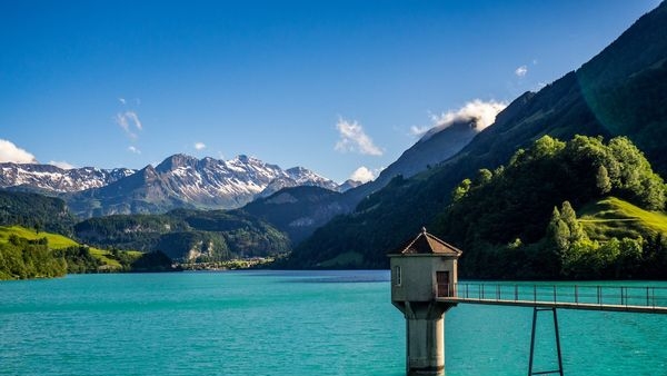 Beautiful snowy Swiss Alps