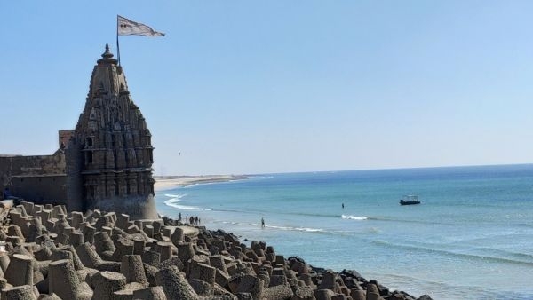 Dwarkadhish Temple evening aarti Dwarkadhish Temple evening aarti