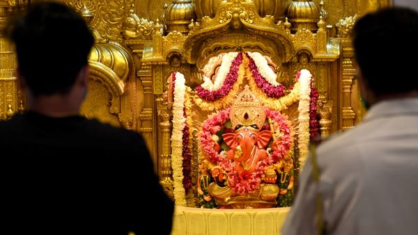 Exterior view of Siddhivinayak Temple Mumbai