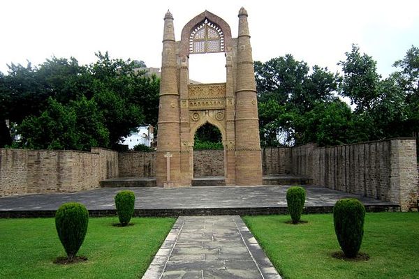 Badal Mahal Gate Chanderi Badal Mahal Gate Chanderi