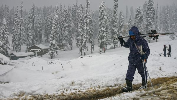 Gulmarg Receives Fresh Snowfall Gulmarg Receives Fresh Snowfall