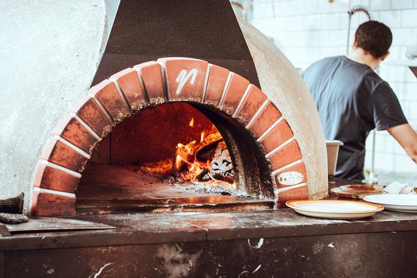 Chicago pizza restaurant scene Chicago pizza restaurant scene