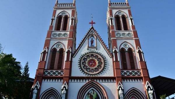 Sacred Heart Basilica, Puducherry Sacred Heart Basilica, Puducherry