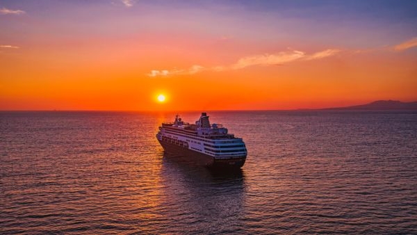 Keralas Beypore-Kochi-Dubai Cruise