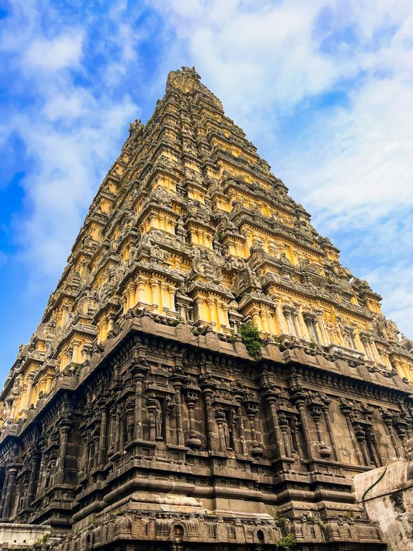Kanchipuram temples and silk sarees Kanchipuram temples and silk sarees