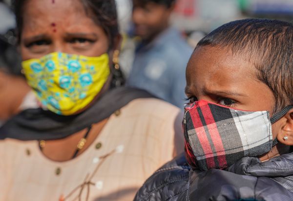 India COVID-19 statistics graph