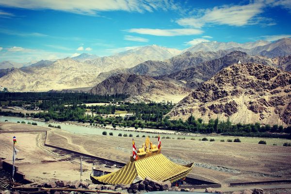 Leh-Ladakh mountain scenery Leh-Ladakh mountain scenery