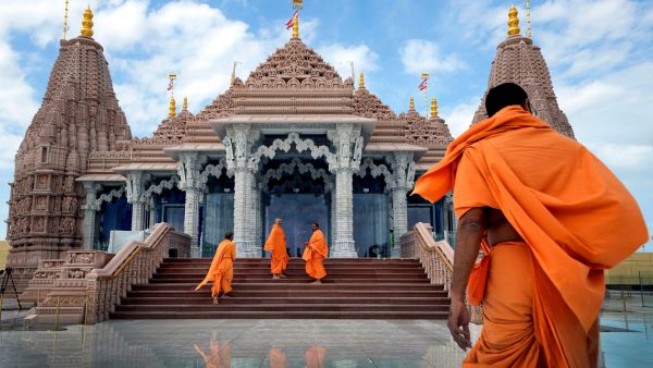 First Hindu Temple in Abu Dhabi First Hindu Temple in Abu Dhabi