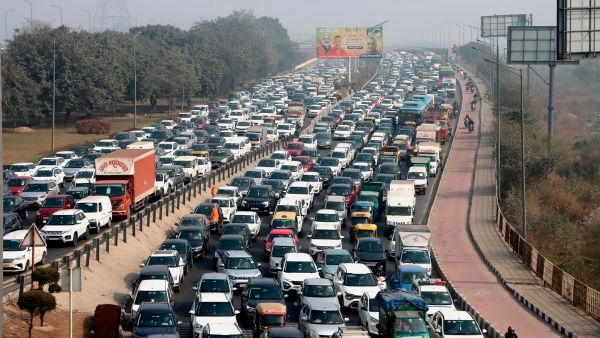 Delhi Sarita Vihar Flyover to Close