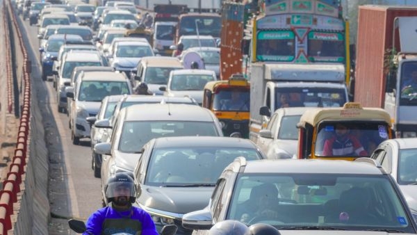 Delhi Sarita Vihar Flyover to Close