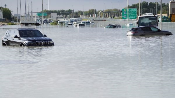 Dubai Rain Indian Embassy Issues Advisory for UAE Passengers