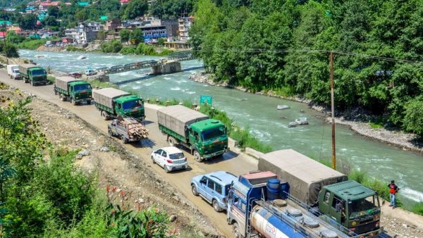 Leh-Manali National Highway Reopens Leh-Manali National Highway Reopens