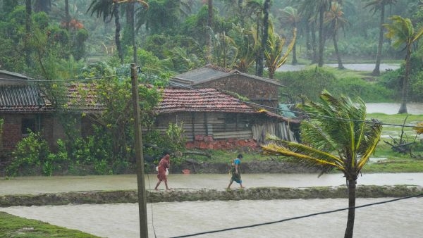 Cyclone Remal s Aftermath in West Bengal Cyclone Remal s Aftermath in West Bengal