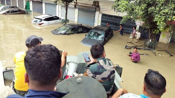 Floods in Assam Six Dead Floods in Assam Six Dead