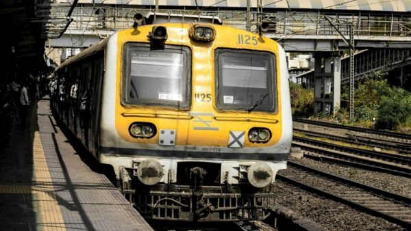 Mumbai Local Trains Get Digital Display Mumbai Local Trains Get Digital Display