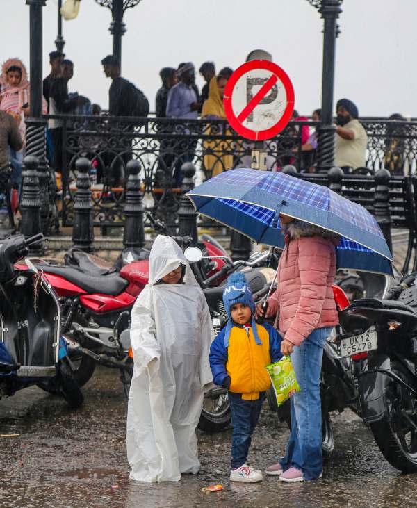 Delhi to Mussoorie in Just 2000 Delhi to Mussoorie in Just 2000