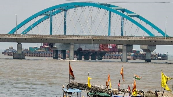 Mumbai Coastal Road Haji Ali to Worli