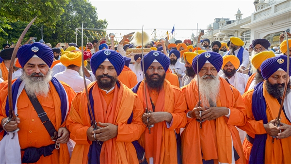 Parkash Purab at Golden Temple Parkash Purab at Golden Temple