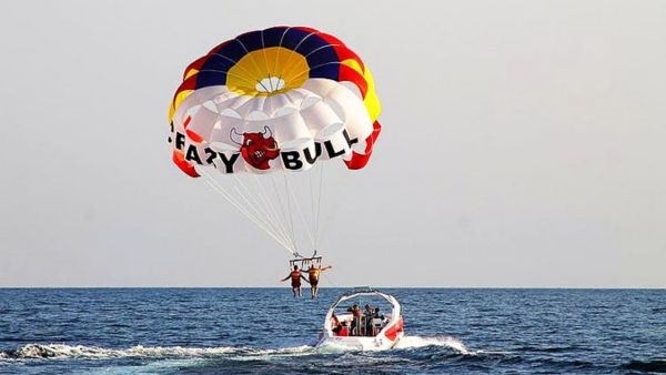 Visit Ganpatipule to Enjoy Water Sports