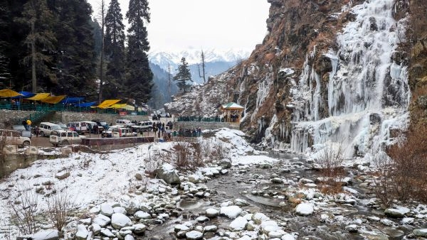 Kashmir s Coldest Winter Kashmir s Coldest Winter