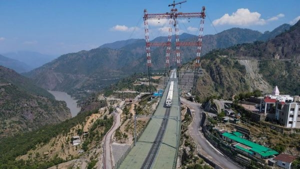 Katra-Srinagar Vande Bharat to Start Katra-Srinagar Vande Bharat to Start