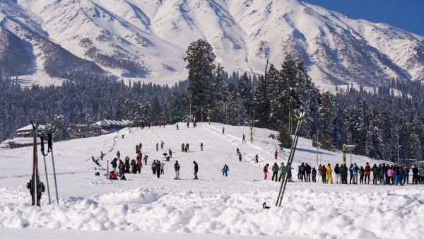Snowy Adventures Images in India Snowy Adventures Images in India