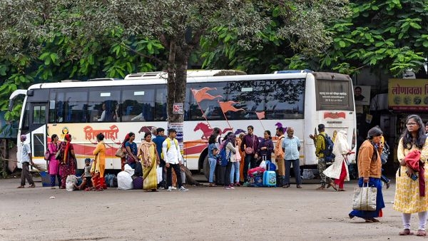 Maharashtra Suspends Bus Services Maharashtra Suspends Bus Services