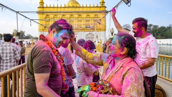 How India Celebrated Holi