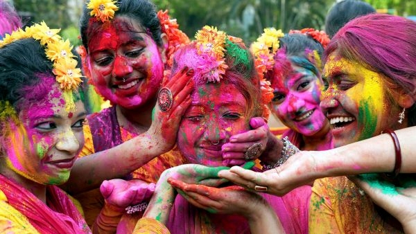 How India Celebrated Holi