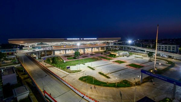 Modi Opens Patna Airport Terminal Modi Opens Patna Airport Terminal