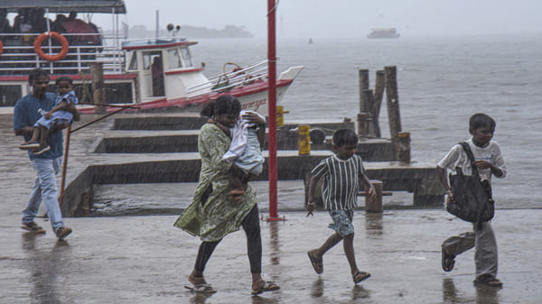 Kerala Weather Today Heavy Rain Thunderstorm Alert Across Parts Of State Flash Flood Risk Issued Kerala Weather Today Heavy Rain Thunderstorm Alert Across Parts Of State Flash Flood Risk Issued