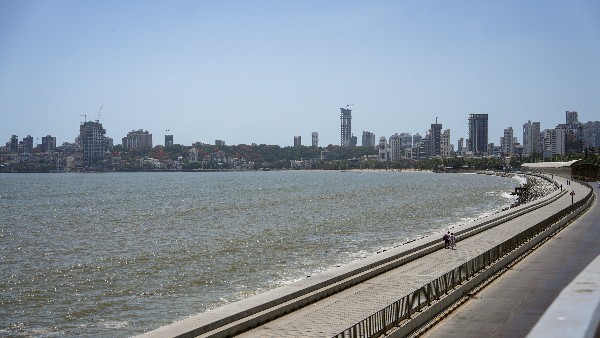 No Weather Alert in Mumbai Mumbai is Expected to Witness Light Rainfall Over the Weekend Residents to Enjoy Pleasant Weather