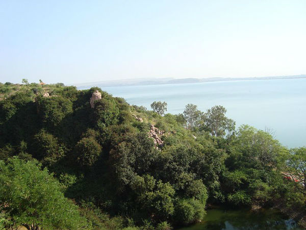 ನವೀಲುತೀರ್ಥ: