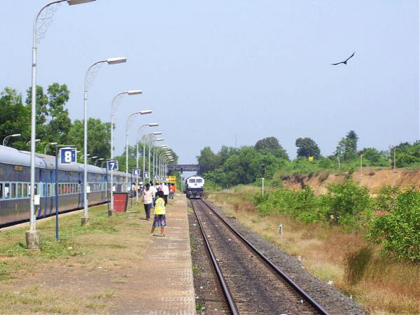 ಸಾವಂತವಾಡಿ ರಸ್ತೆ: