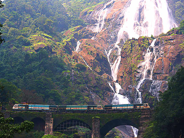 ದೂಧ್ ಸಾಗರ್ ಜಲಪಾತ, ಗೋವಾ